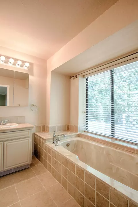 3354 Golden Heights Dr, Redding, CA 96003 photo 10
