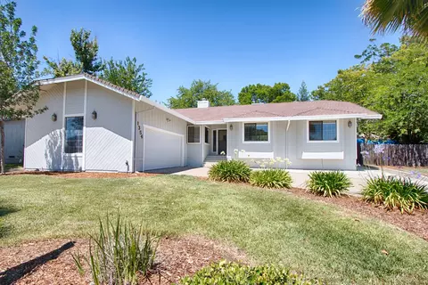 3354 Golden Heights Dr, Redding, CA 96003 photo 1