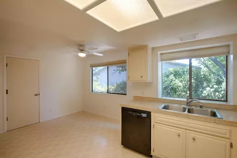 3354 Golden Heights Dr, Redding, CA 96003 photo 8