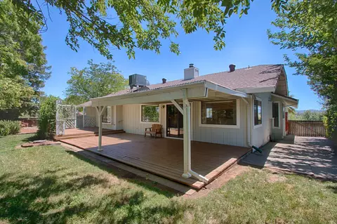 3354 Golden Heights Dr, Redding, CA 96003 photo 23