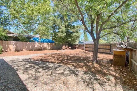 3354 Golden Heights Dr, Redding, CA 96003 photo 20