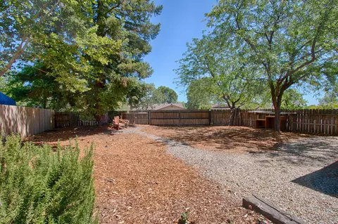 3354 Golden Heights Dr, Redding, CA 96003 photo 19