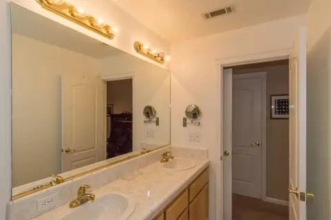 836 Fountain Cir, Redding, CA 96003 photo 18