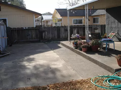 1105 C St, Redding, CA 96002 photo 6