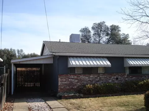 1105 C St, Redding, CA 96002 photo 8