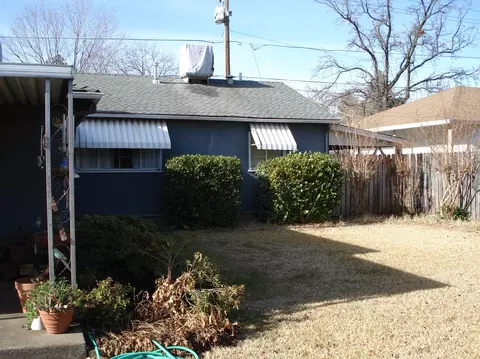 1105 C St, Redding, CA 96002 photo 5