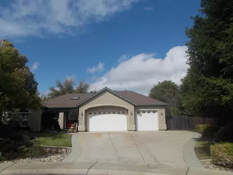 4554 Eel Ct, Redding, CA 96002 photo 3