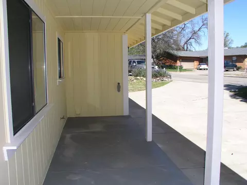 406 Turquoise Ct, Redding, CA 96003 photo 2