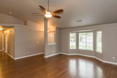 3392 Lawrence Rd, Redding, CA 96002 photo 3