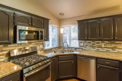 3392 Lawrence Rd, Redding, CA 96002 photo 9