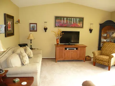 2752 Jasmine Way, Redding, CA 96002 photo 12