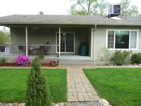 2752 Jasmine Way, Redding, CA 96002 photo 6