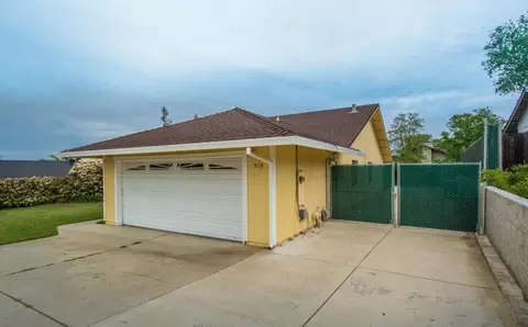 315 Springer Dr, Redding, CA 96003 photo 2