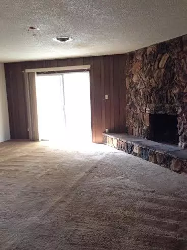 1241 Lorraine Dr, Redding, CA 96002 photo 2