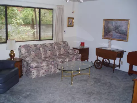 1970 Vale Dr, Redding, CA 96002 photo 3