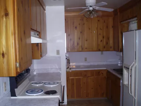 1970 Vale Dr, Redding, CA 96002 photo 4