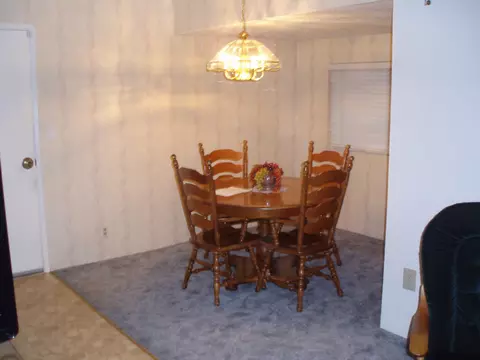 1970 Vale Dr, Redding, CA 96002 photo 5