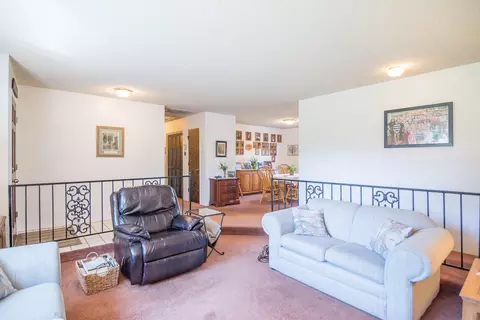 2930 Balaton Ave, Redding, CA 96001 photo 17
