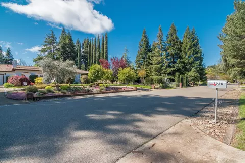 2930 Balaton Ave, Redding, CA 96001 photo 5