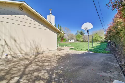 2930 Balaton Ave, Redding, CA 96001 photo 33