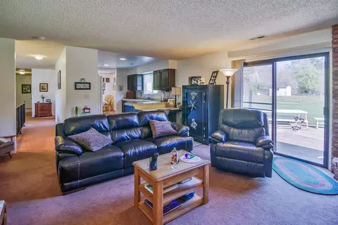 2930 Balaton Ave, Redding, CA 96001 photo 14