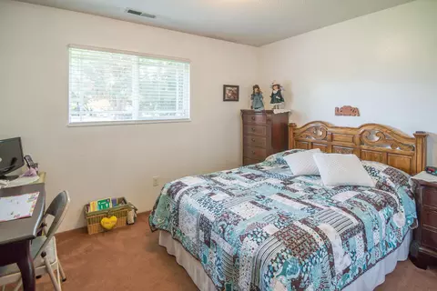 2930 Balaton Ave, Redding, CA 96001 photo 25