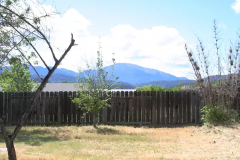 16906 Santa Barbara Dr, Redding, CA 96003 photo 25