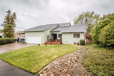 3077 Monte Bello Dr, Redding, CA 96001 photo 1