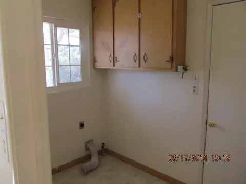 2014 Sycamore Dr, Redding, CA 96001 photo 9
