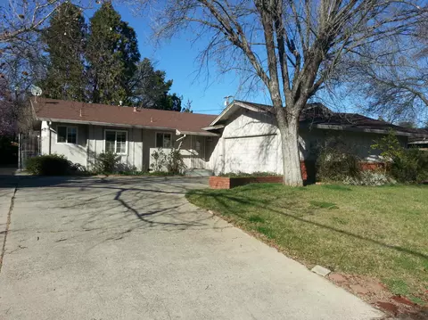 2014 Sycamore Dr, Redding, CA 96001 photo 1