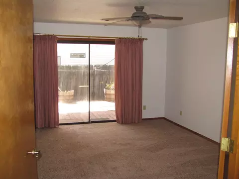 2000 Wicklow St, Redding, CA 96001 photo 9