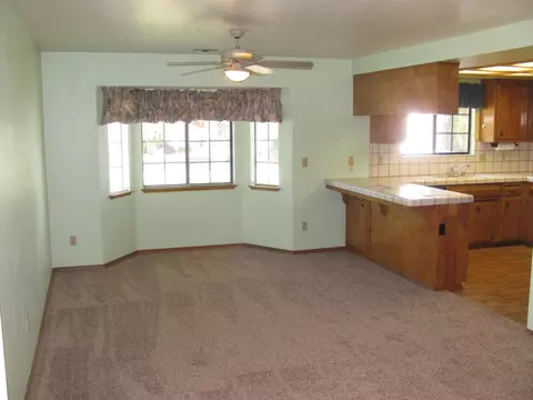 2000 Wicklow St, Redding, CA 96001 photo 6
