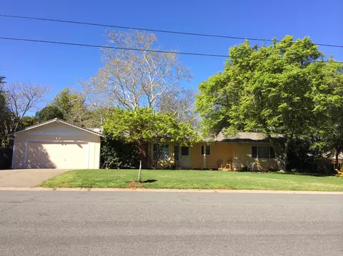 4952 Alta Camino Dr, Redding, CA 96002 photo 1