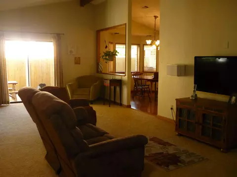 2035 Kildare Dr, Redding, CA 96001 photo 7