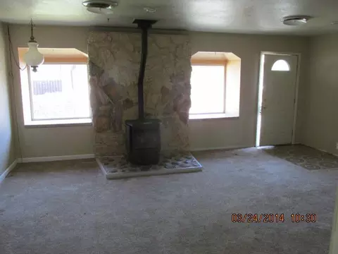 814 Locust St, Red Bluff, CA 96080 photo 8