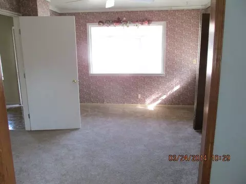 814 Locust St, Red Bluff, CA 96080 photo 5