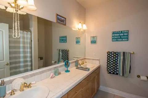 2240 Dream St, Redding, CA 96001 photo 31