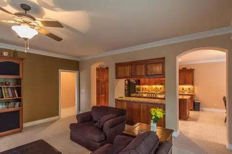 2240 Dream St, Redding, CA 96001 photo 14