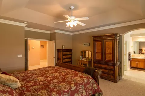 2240 Dream St, Redding, CA 96001 photo 20