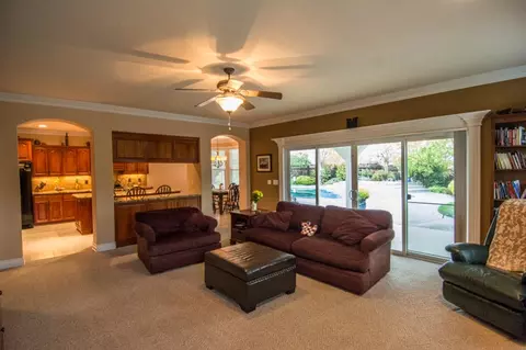 2240 Dream St, Redding, CA 96001 photo 13