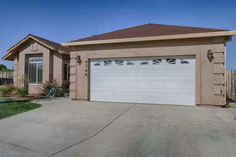 4744 Squirrel Run Ct, Redding, CA 96002 photo 1