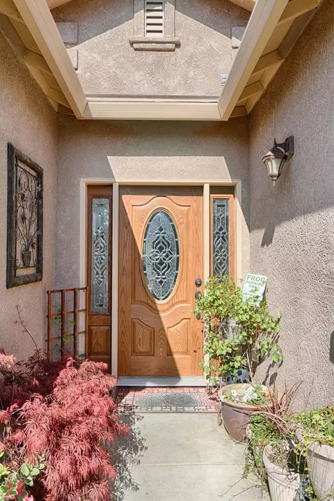 4744 Squirrel Run Ct, Redding, CA 96002 photo 4