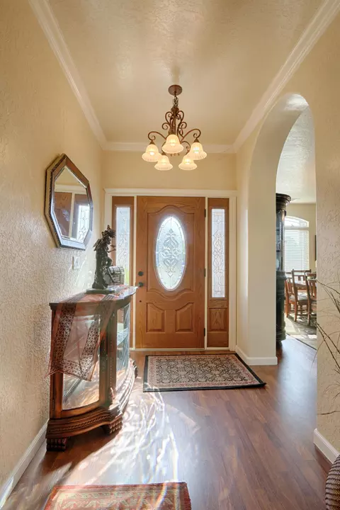 4744 Squirrel Run Ct, Redding, CA 96002 photo 5