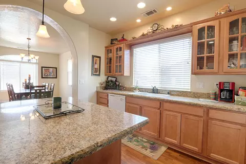4744 Squirrel Run Ct, Redding, CA 96002 photo 10