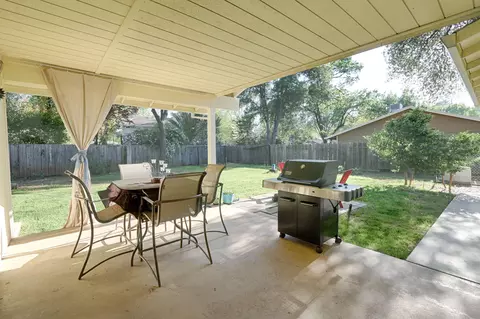 1054 Belcrest Dr, Redding, CA 96003 photo 10