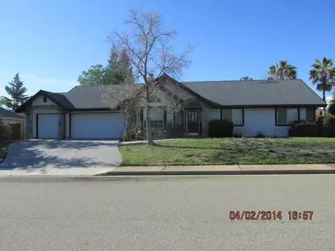 2207 Hope Ln, Redding, CA 96003 photo 1