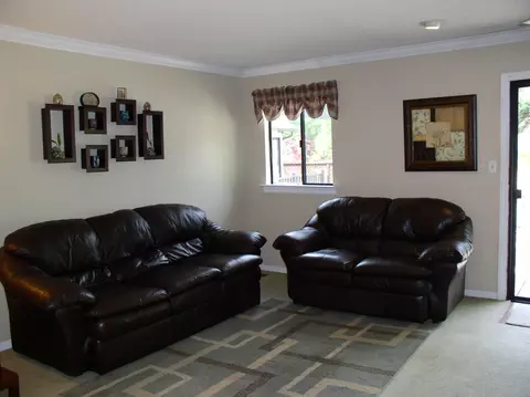 1430 Carter Way, Redding, CA 96002 photo 12