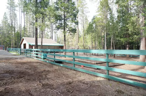 390 430 S Derrick Flat Rd, Coffee Creek, CA 96091 photo 14