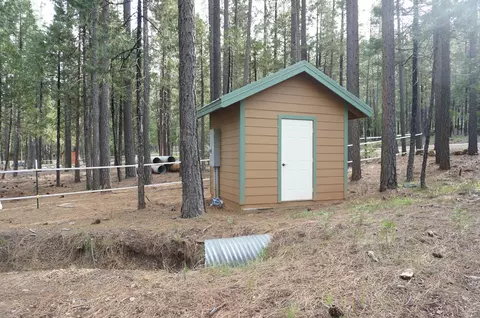 390 430 S Derrick Flat Rd, Coffee Creek, CA 96091 photo 16