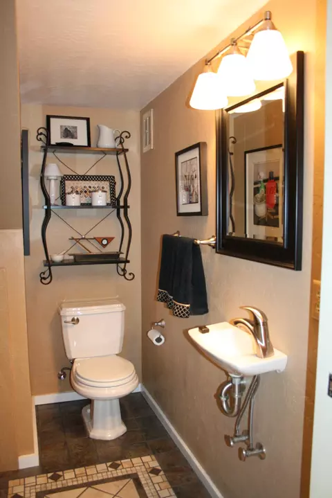 10193 Victoria Dr, Redding, CA 96001 photo 24